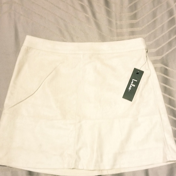 ♡Lulus Cream Suede Mini Skirt♡BRAND NEW♡HOT♡Sz.M - Picture 6 of 6